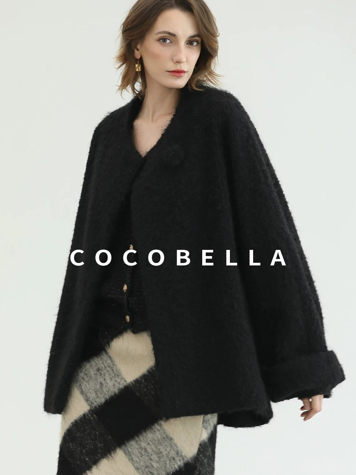 COCOBELLA Thick Polyester Minimalist Loose Fit Round Neck Button Pocket Black Jackets