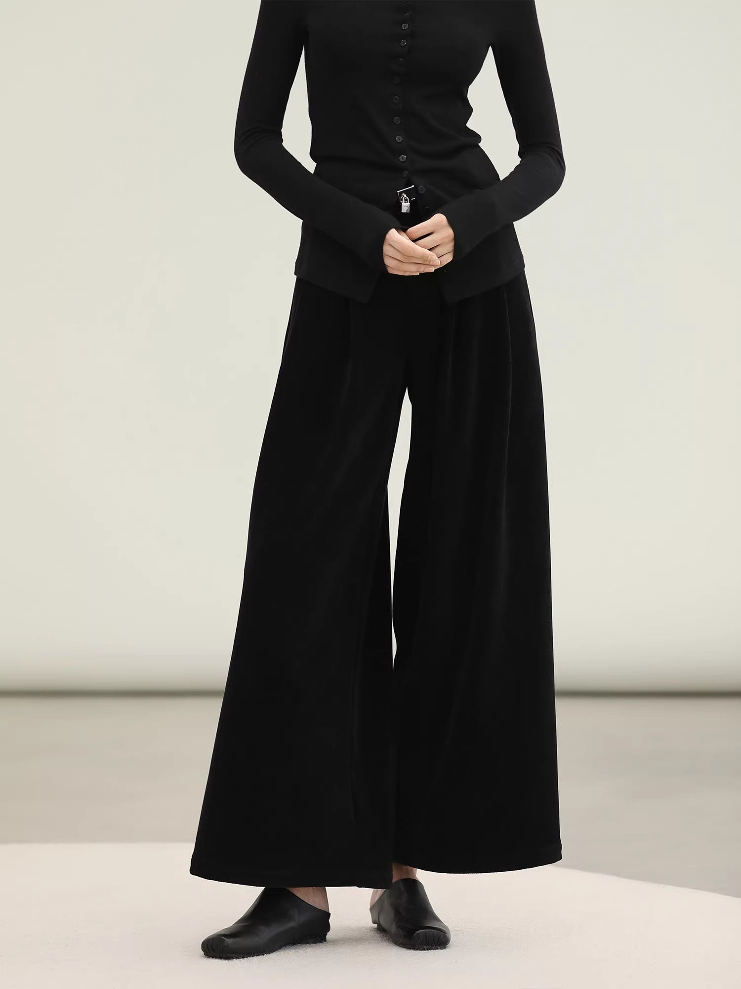 COCOBELLA_Ultra_Soft_Minimalist_Slim_High_Neck_Button_Long_Sleeve_Work_Women_T-Shirts_MISSTT