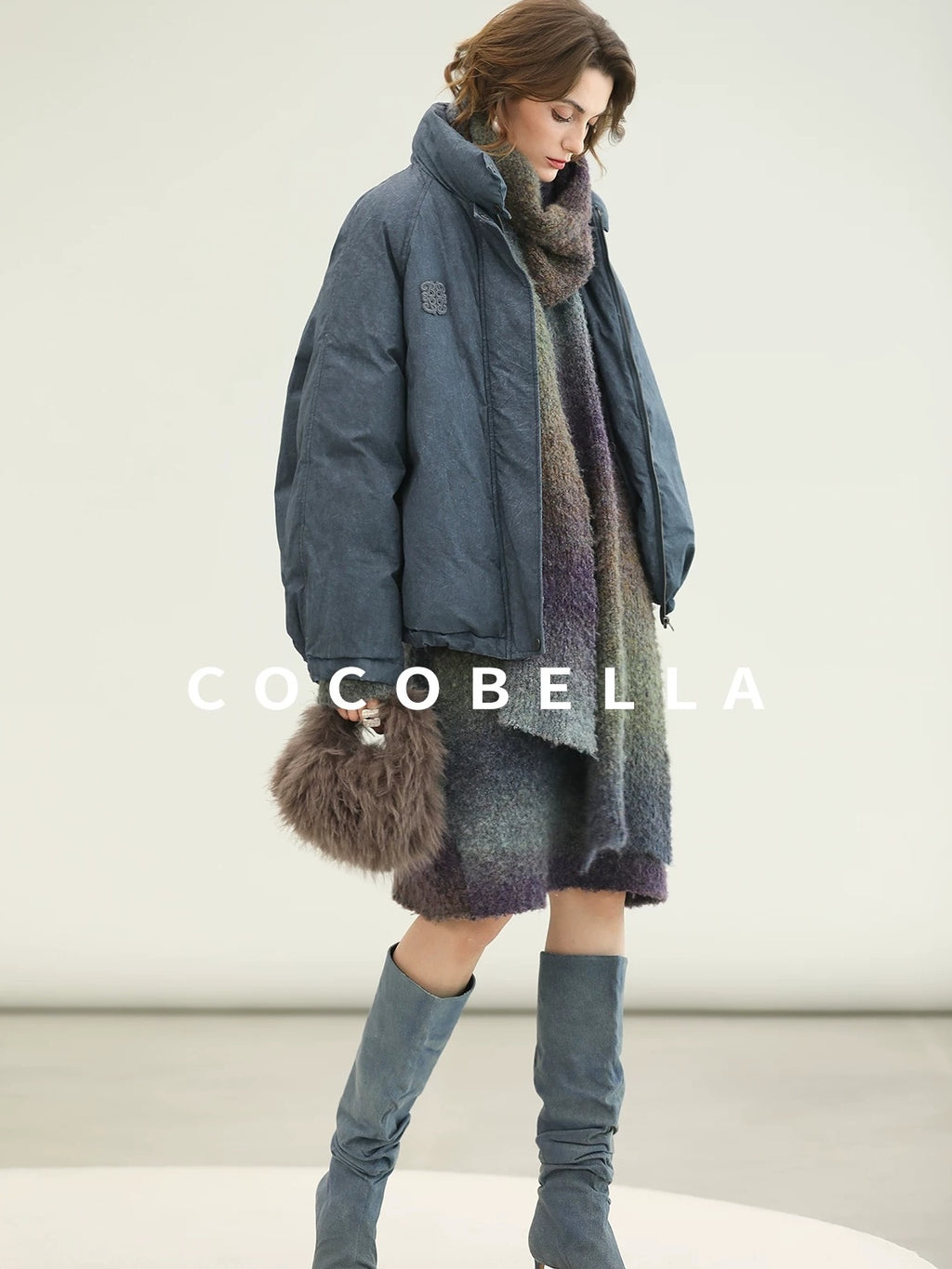 COCOBELLA Warm 90Pc White Duck Down Commuter Straight Embroidered Short Cotton Down Jackets