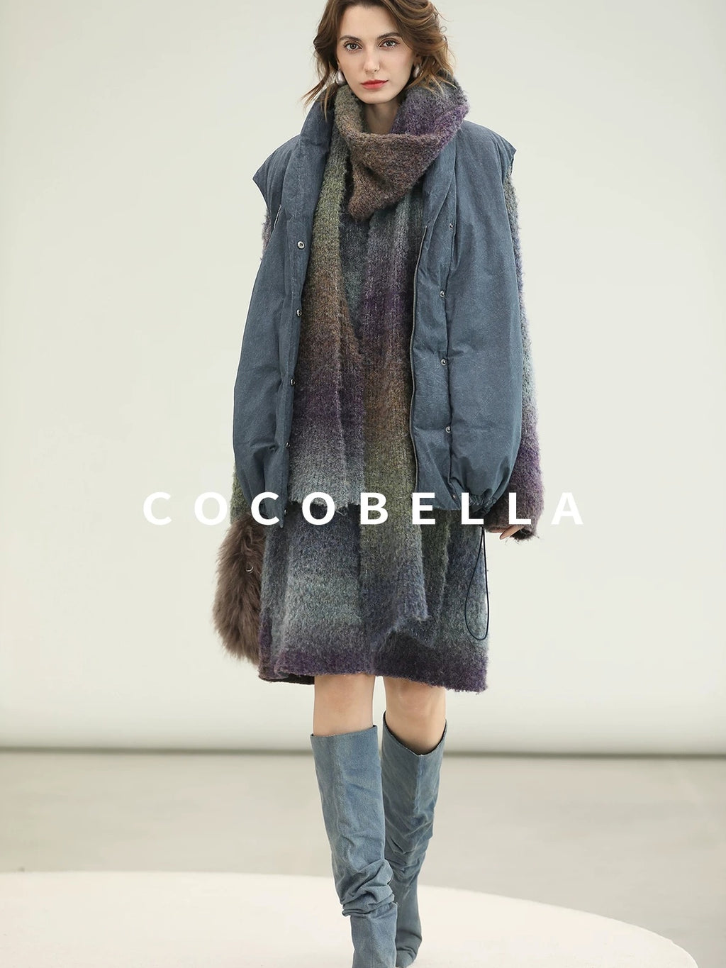 COCOBELLA Warm 90Pc White Duck Down Commuter Straight Embroidered Short Cotton Down Jackets