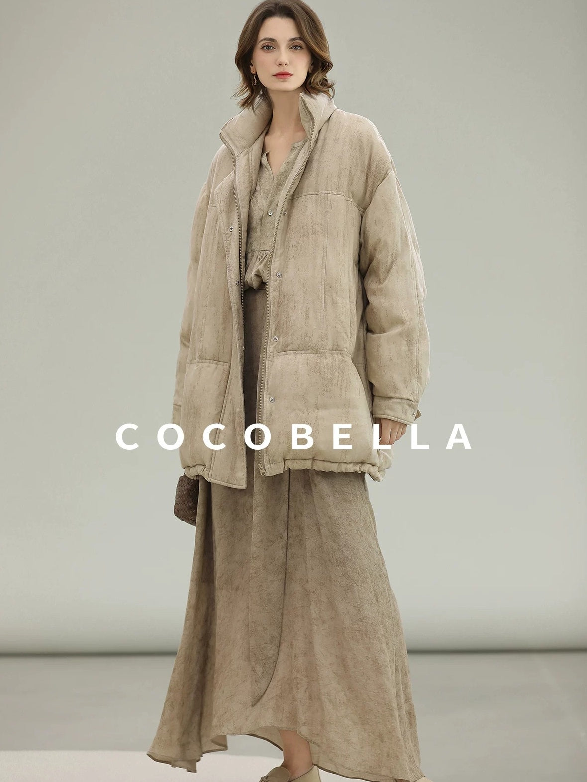 COCOBELLA Warm 90% White Duck Down Straight Midlength City Lyocell Champagne Down Jackets