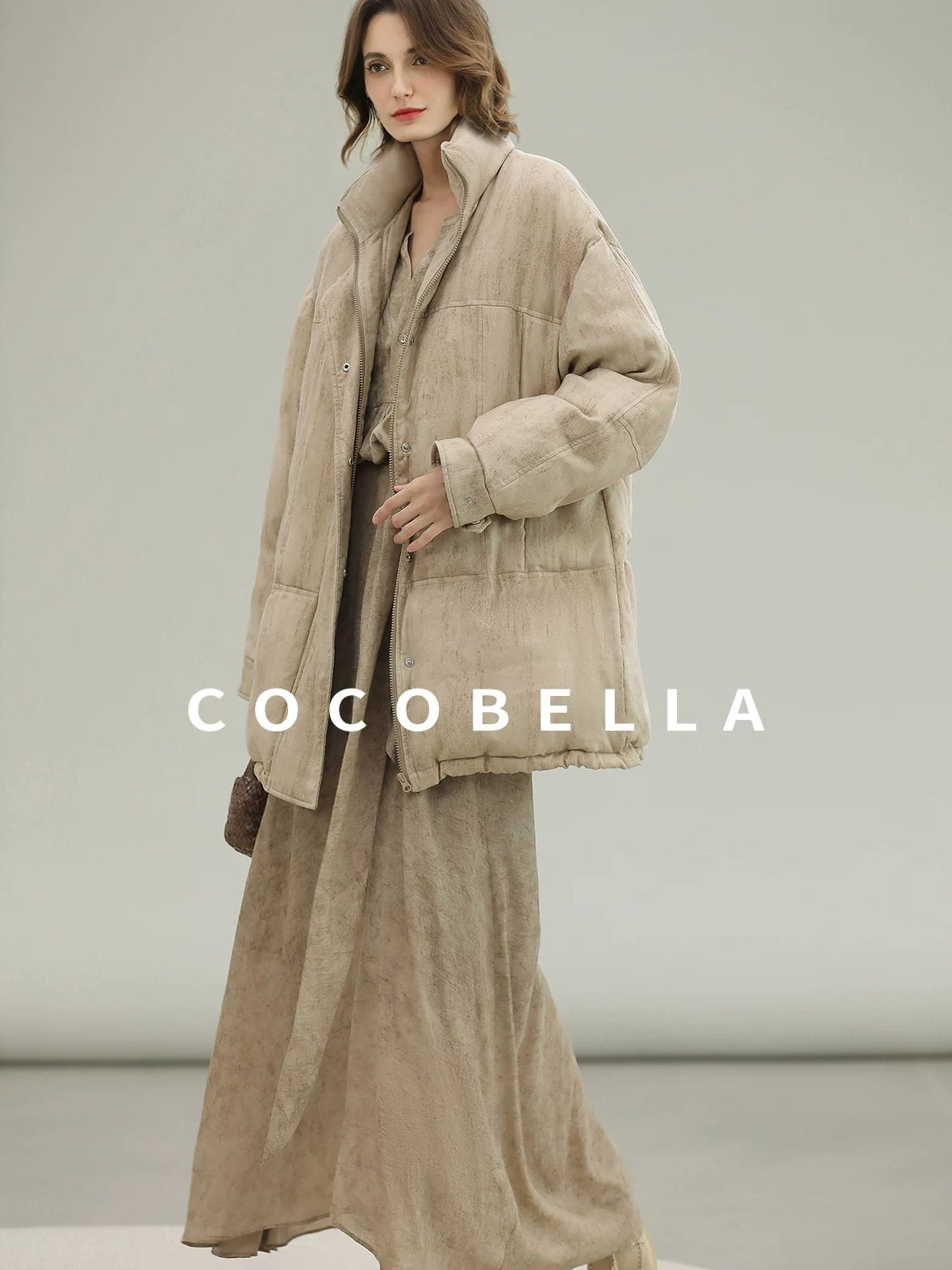 COCOBELLA Warm 90% White Duck Down Straight Midlength City Lyocell Champagne Down Jackets