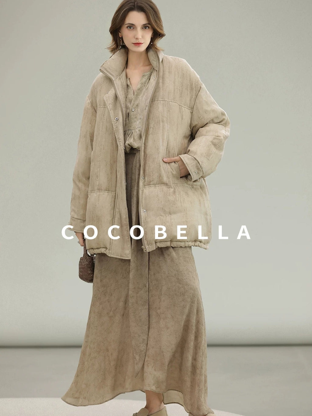 COCOBELLA Warm 90% White Duck Down Straight Midlength City Lyocell Champagne Down Jackets