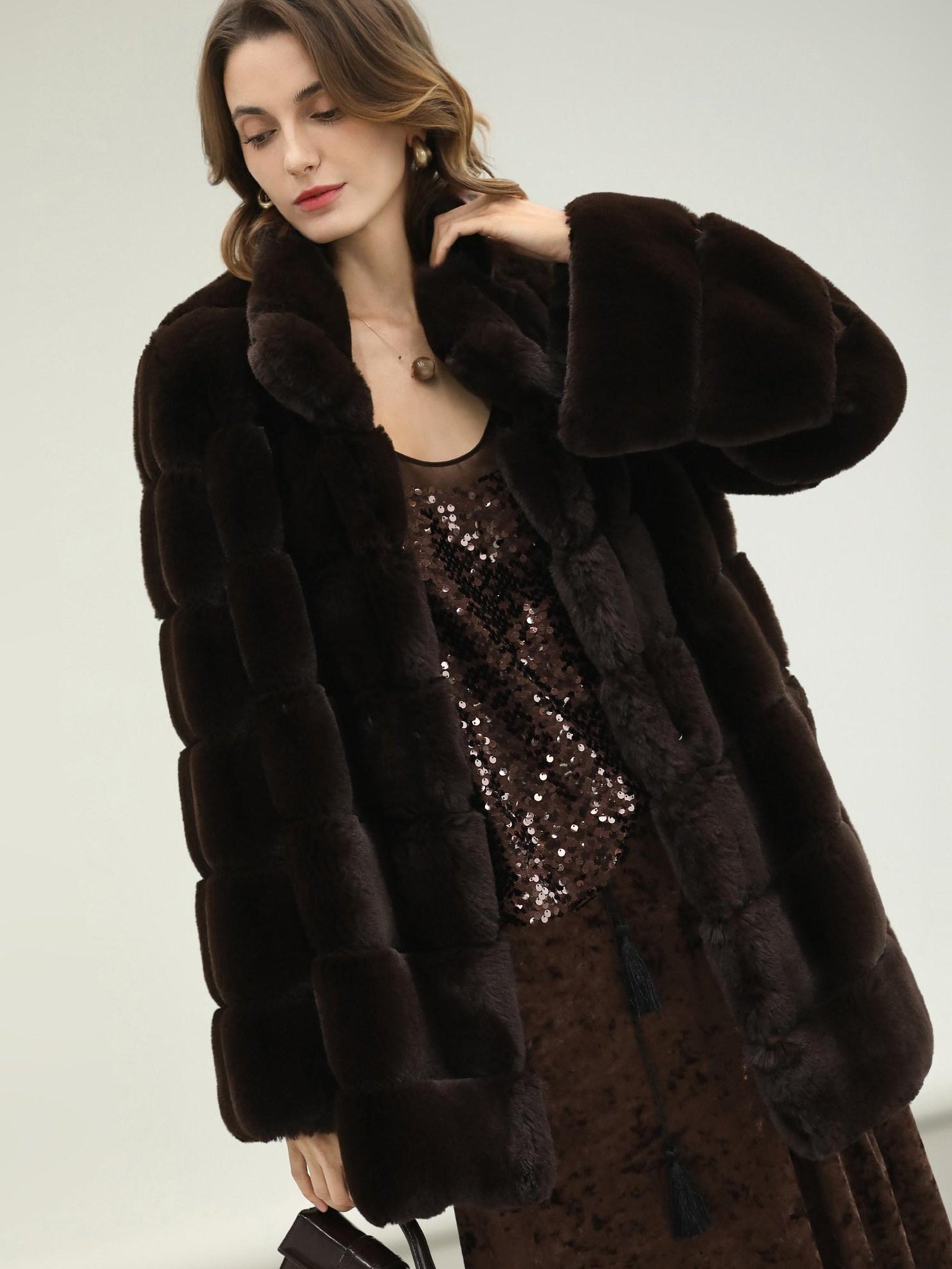 COCOBELLA Warm Faux Fur Fringe Straight V Neck Lady Commuter Coffee Brown Jackets