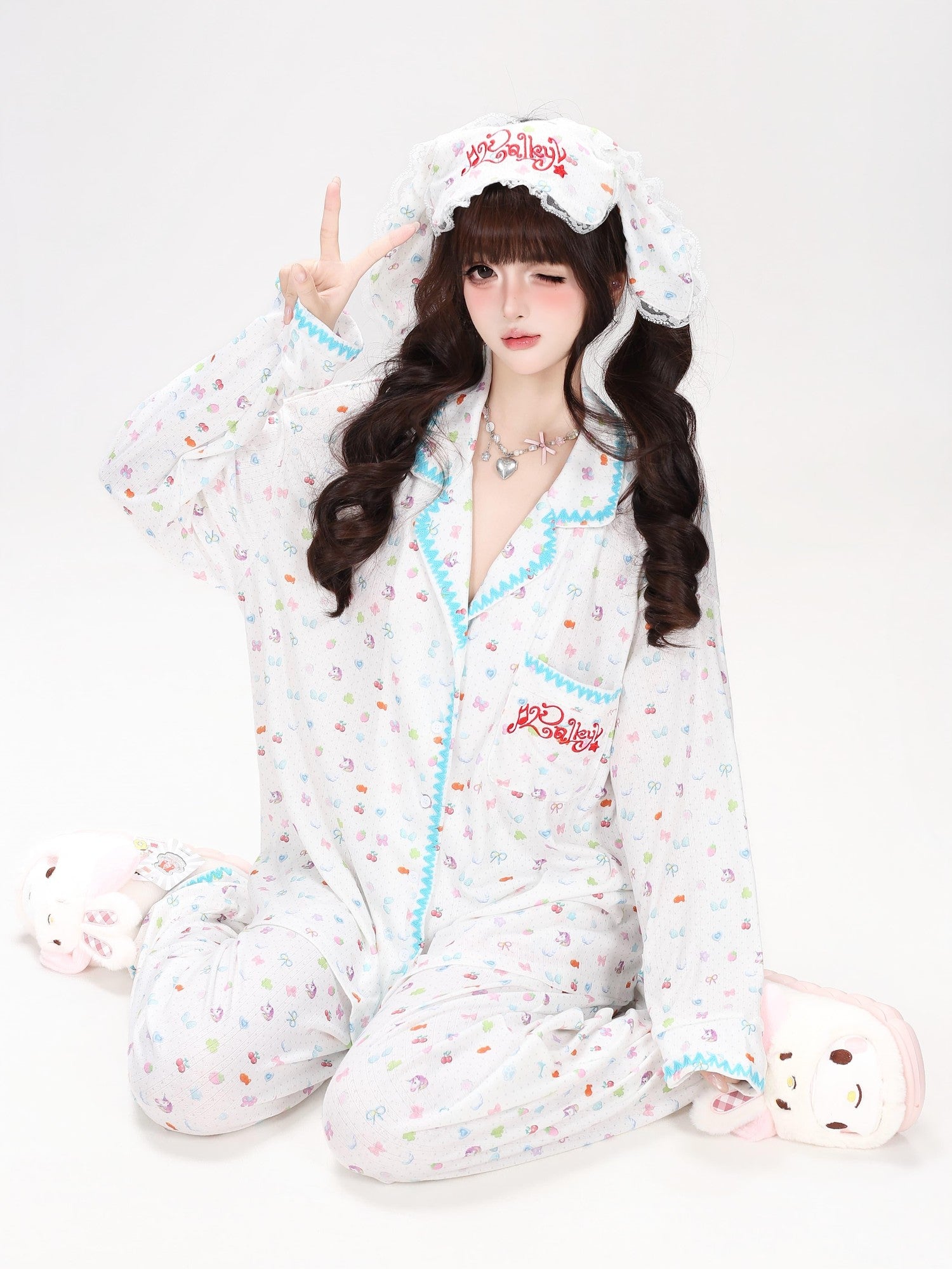 CRAZYGIRL Allover Rabbit Print Loose Button Collar Women's Skinfriendly Top & Pants Sets