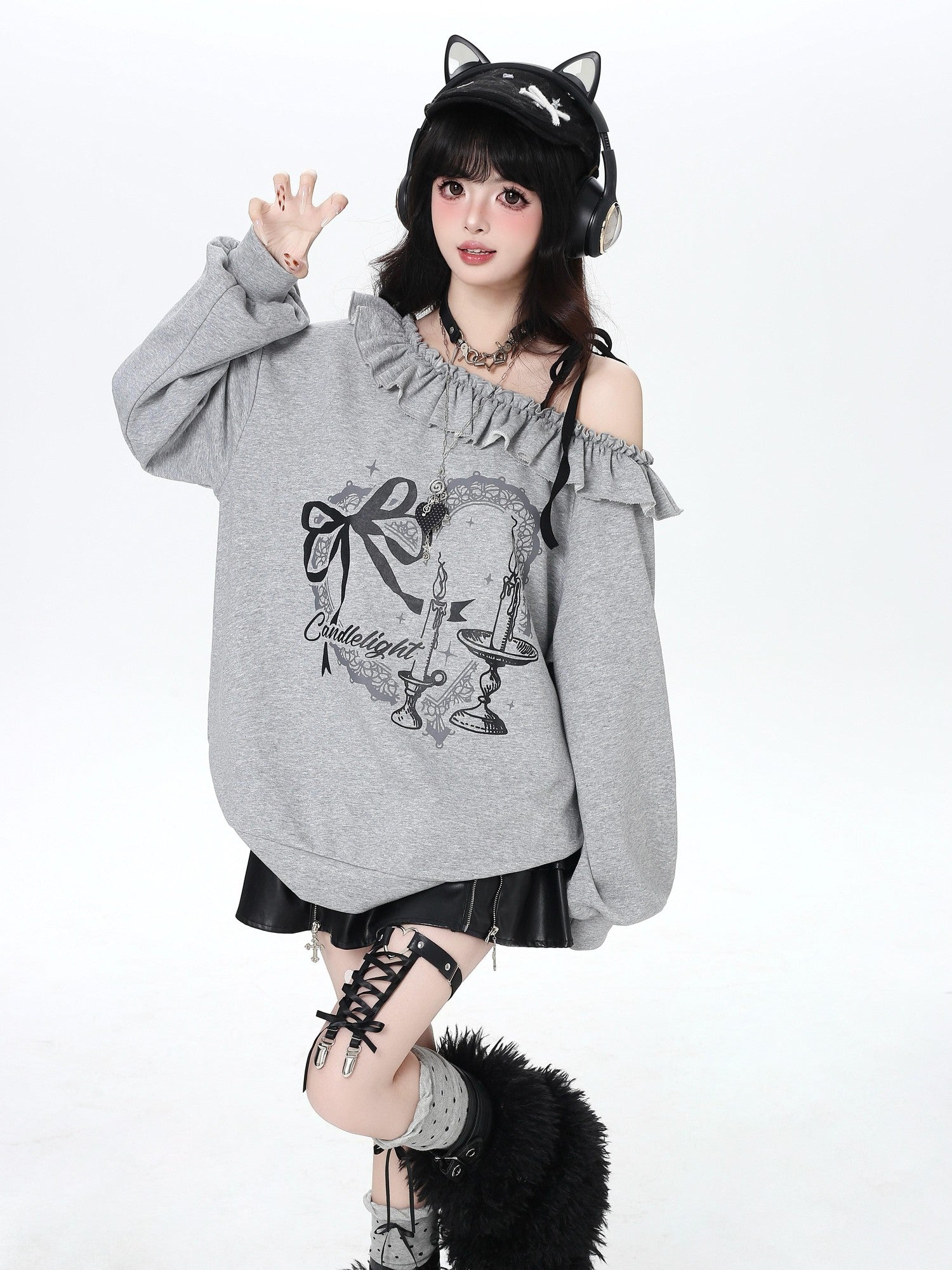 CRAZYGIRL Asymmetric Bow Tie One Shoulder Printed Loose Women's Other Material Sweatshirts