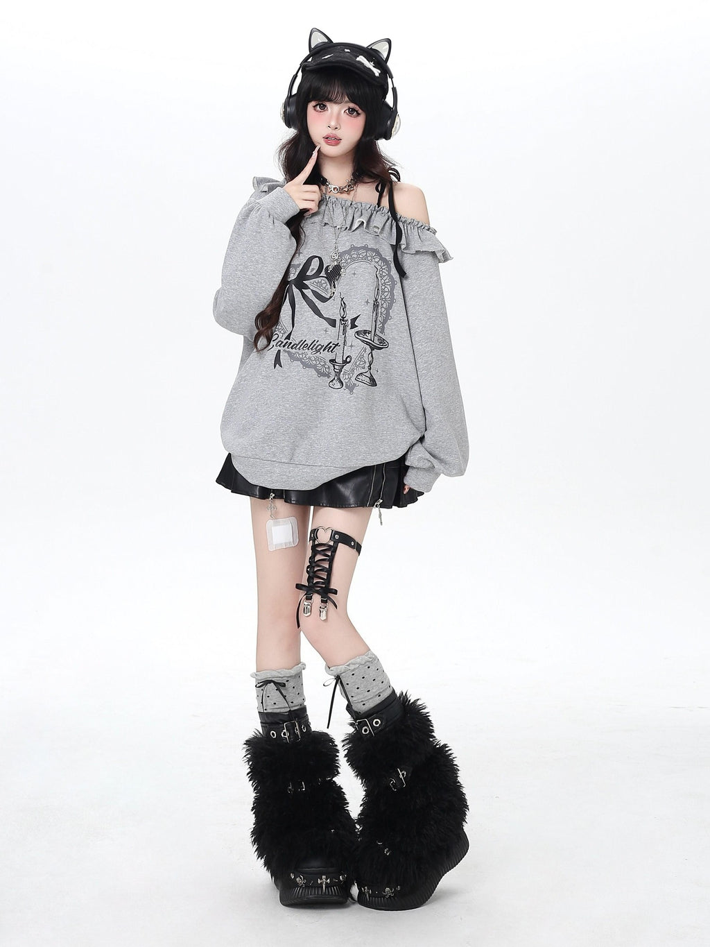 CRAZYGIRL Asymmetric Bow Tie One Shoulder Printed Loose Women's Other Material Sweatshirts