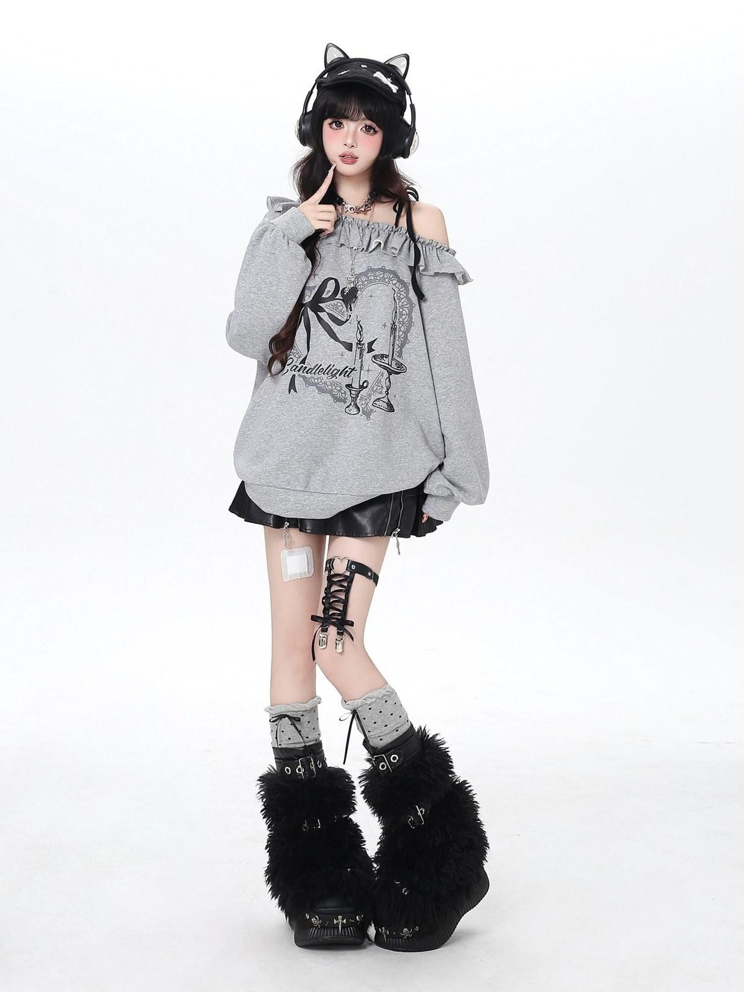CRAZYGIRL Asymmetric Bow Tie One Shoulder Printed Loose Women's Other Material Sweatshirts