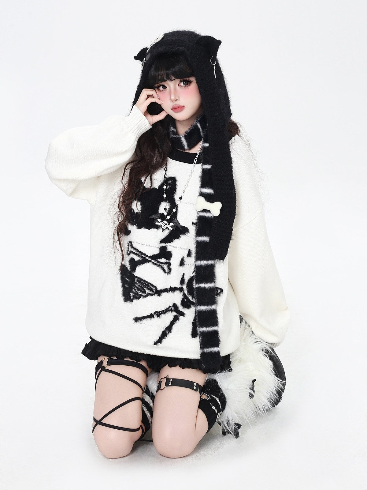 CRAZYGIRL_Black_And_White_Kitten_Print_Loose_Crewneck_Pullover_Women's_Sweaters_1000233173689_MISSTT