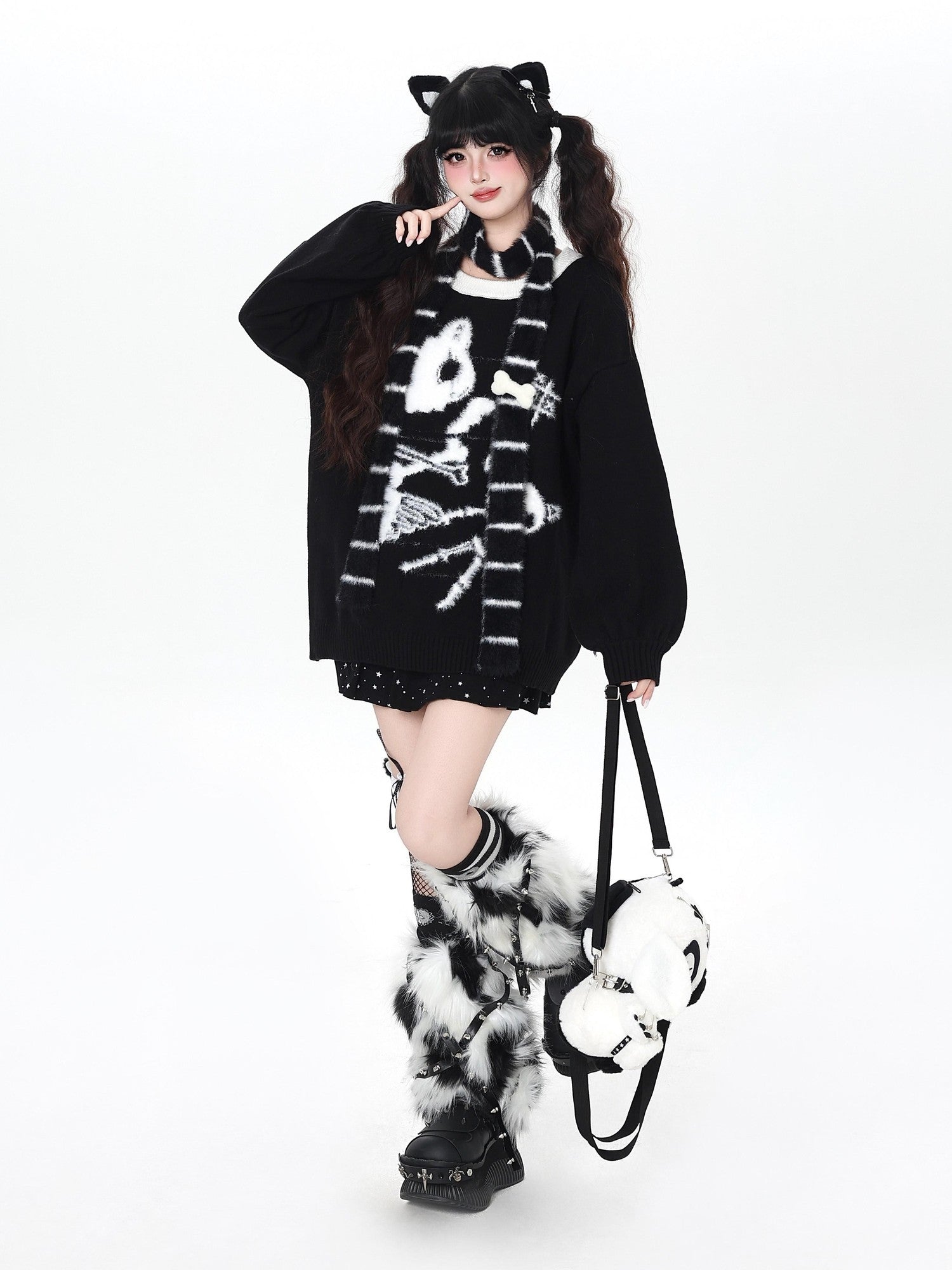 CRAZYGIRL Black And White Kitten Print Loose Crewneck Pullover Women's Sweaters