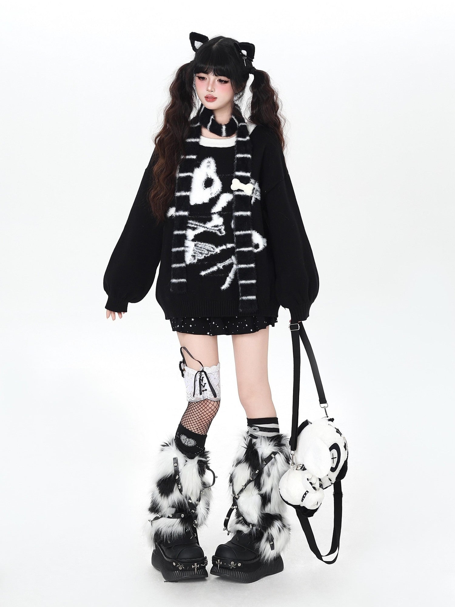 CRAZYGIRL Black And White Kitten Print Loose Crewneck Pullover Women's Sweaters