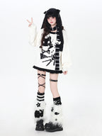 CRAZYGIRL Black And White Kitten Print Loose Crewneck Pullover Women's Sweaters