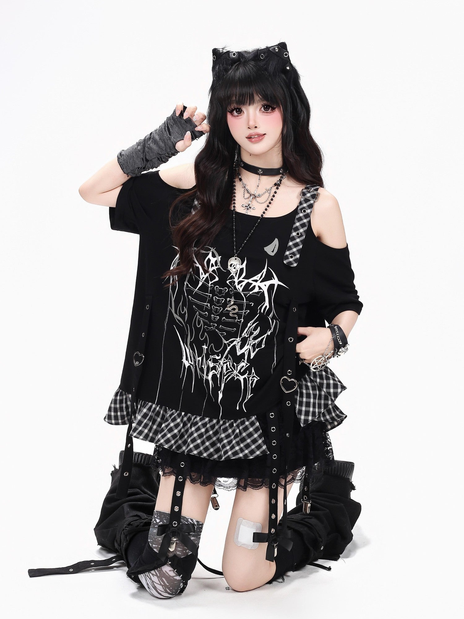 CRAZYGIRL Black Red Plaid Print Patchwork Off Shoulder Loose Women's Short Sleeve T-shirts