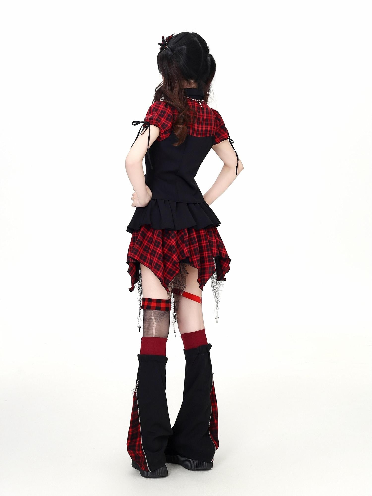 CRAZYGIRL Black Red Plaid Spliced Collared Cropped Women's Short Sleeve T-shirts