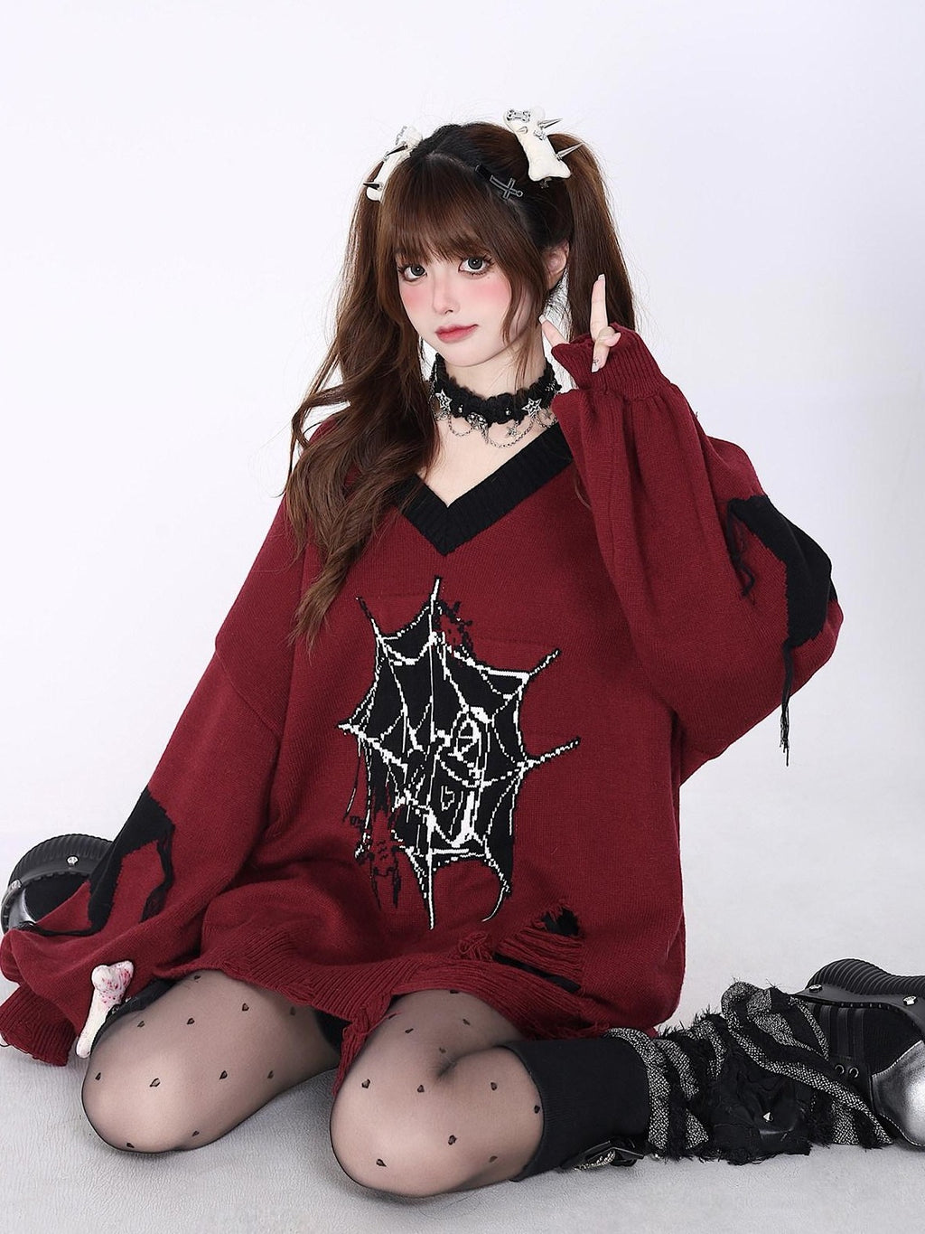 CRAZYGIRL Black Red Trim V-neck Loose Street Style Women's Knitted Sweaters
