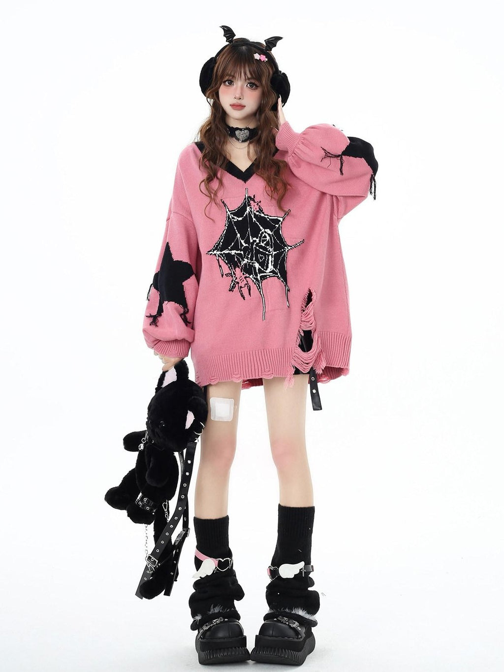 CRAZYGIRL Black Red Trim V-neck Loose Street Style Women's Knitted Sweaters