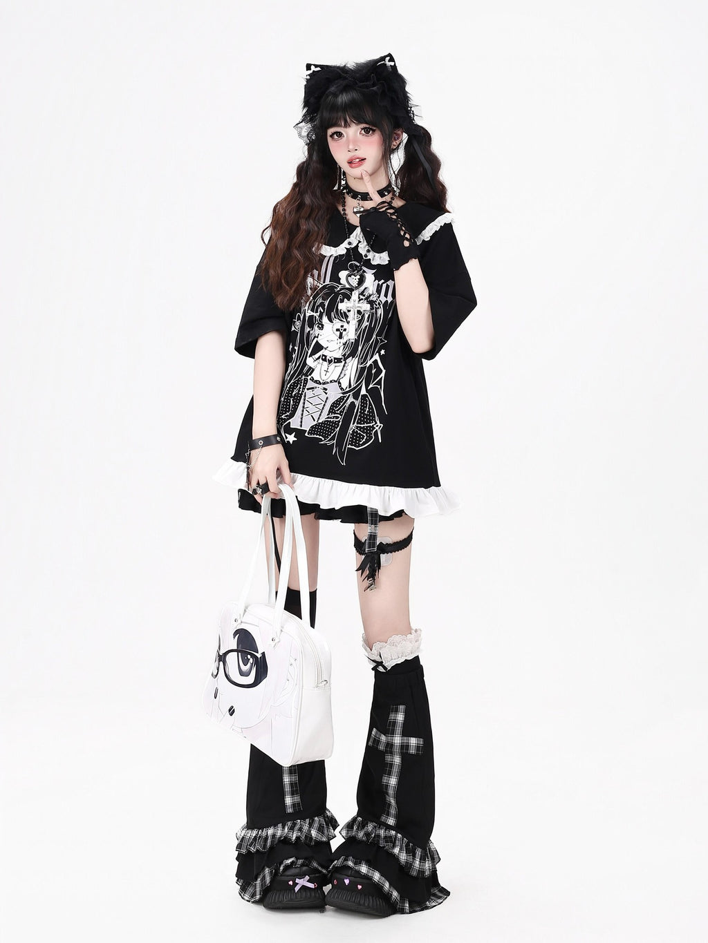 CRAZYGIRL Black White Patchwork Character Print Women's Short Sleeve T-shirts