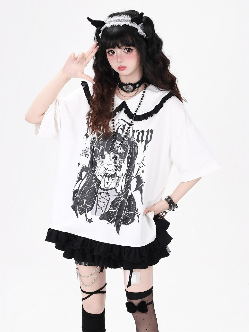 CRAZYGIRL Black White Patchwork Character Print Women's Short Sleeve T-shirts