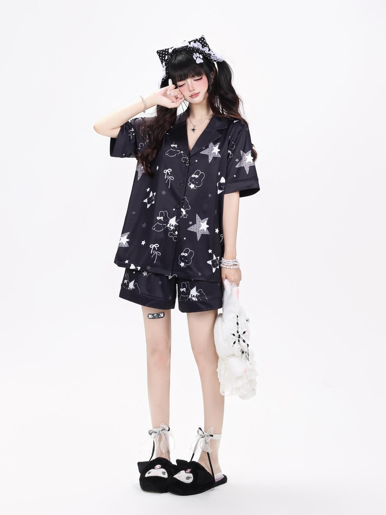 CRAZYGIRL Black White Rabbit Print Turn Down Collar Loose Women's Soft Top & Shorts Sets