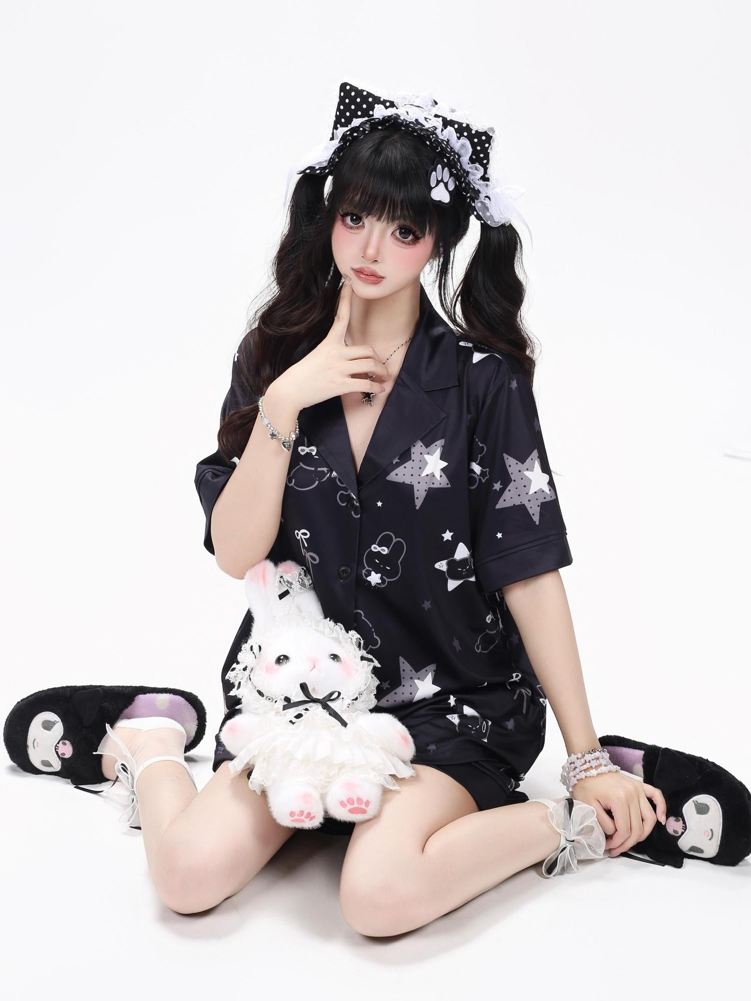 CRAZYGIRL Black White Rabbit Print Turn Down Collar Loose Women's Soft Top & Shorts Sets