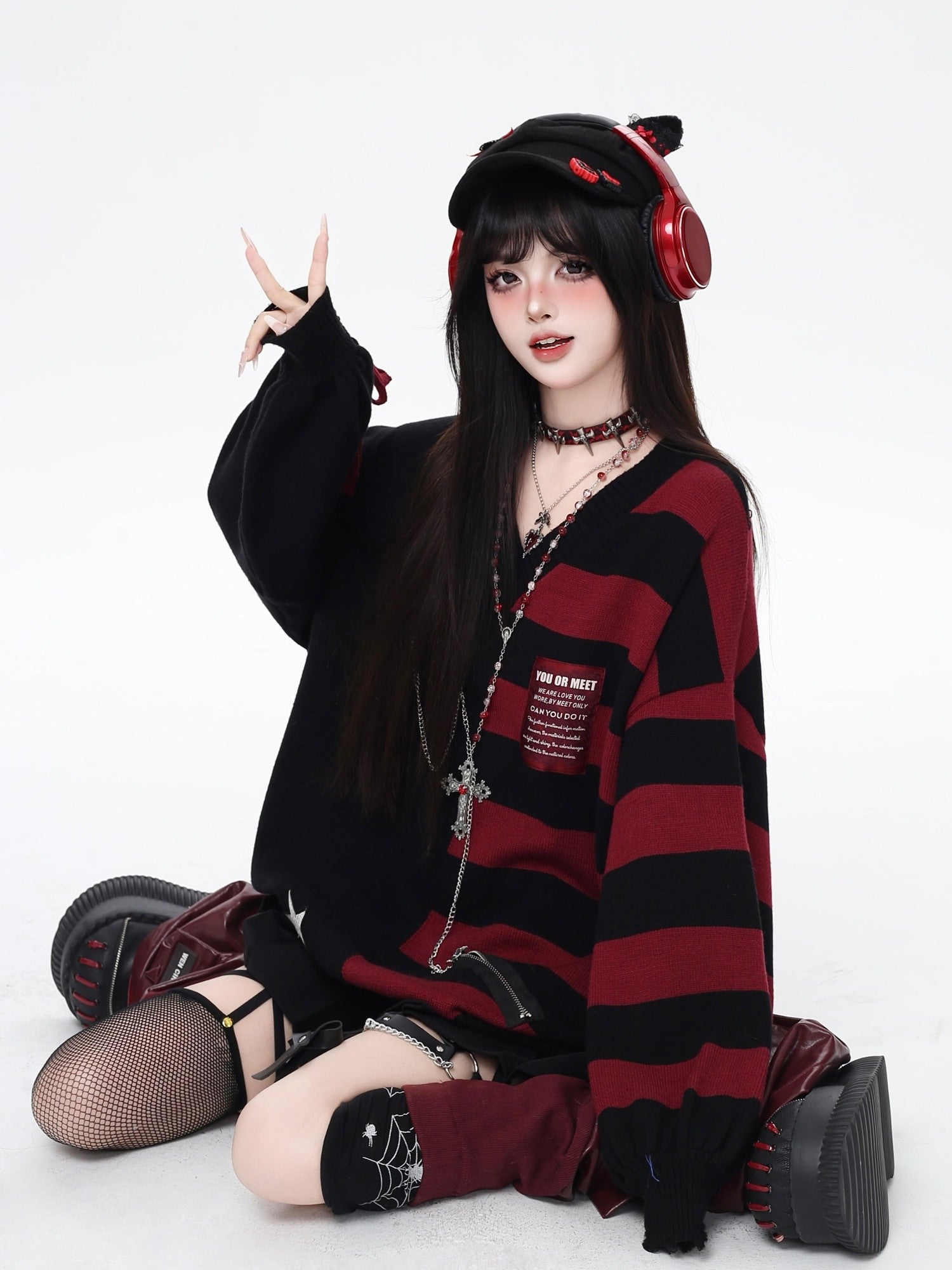 CRAZYGIRL Colorblock Striped V-neck Lantern Sleeve Pullover Regular Fit Women's Sweaters