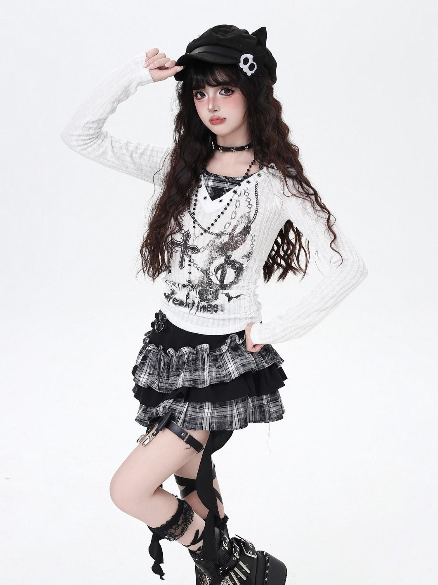 CRAZYGIRL Halter Chain Print Faux Two Piece Slim Women's Knit Long Sleeve T-shirts