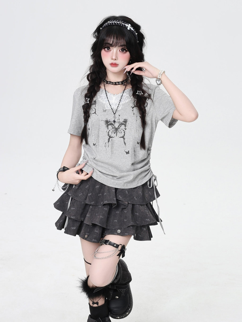 CRAZYGIRL Lace Applique V-neck Fitted Cropped Women's Cotton Blend Short Sleeve T-shirts