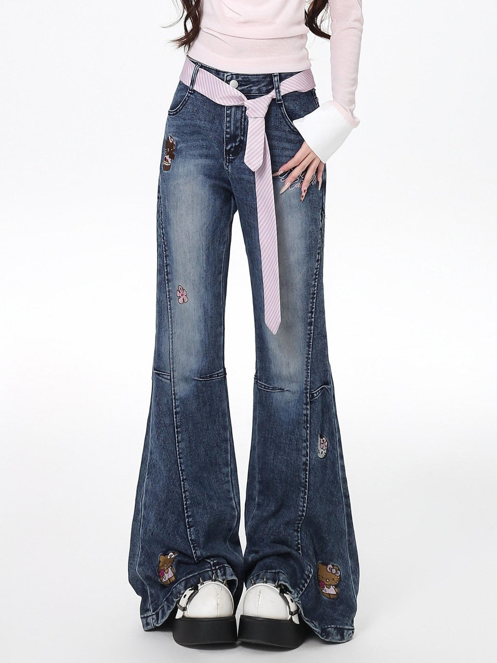 CRAZYGIRL Machine Embroidered Cartoon Animal Slimming Women's Denim Flare Jeans