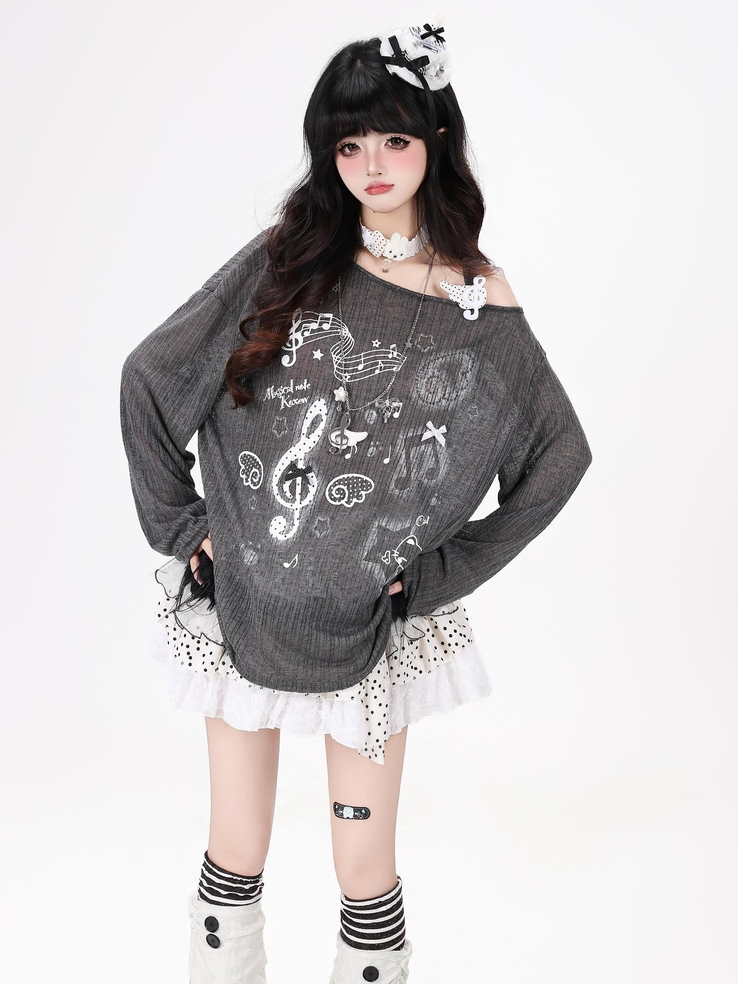 CRAZYGIRL Music Note Star Print Cutout Strap Pleated Women's Long Sleeve T-shirts