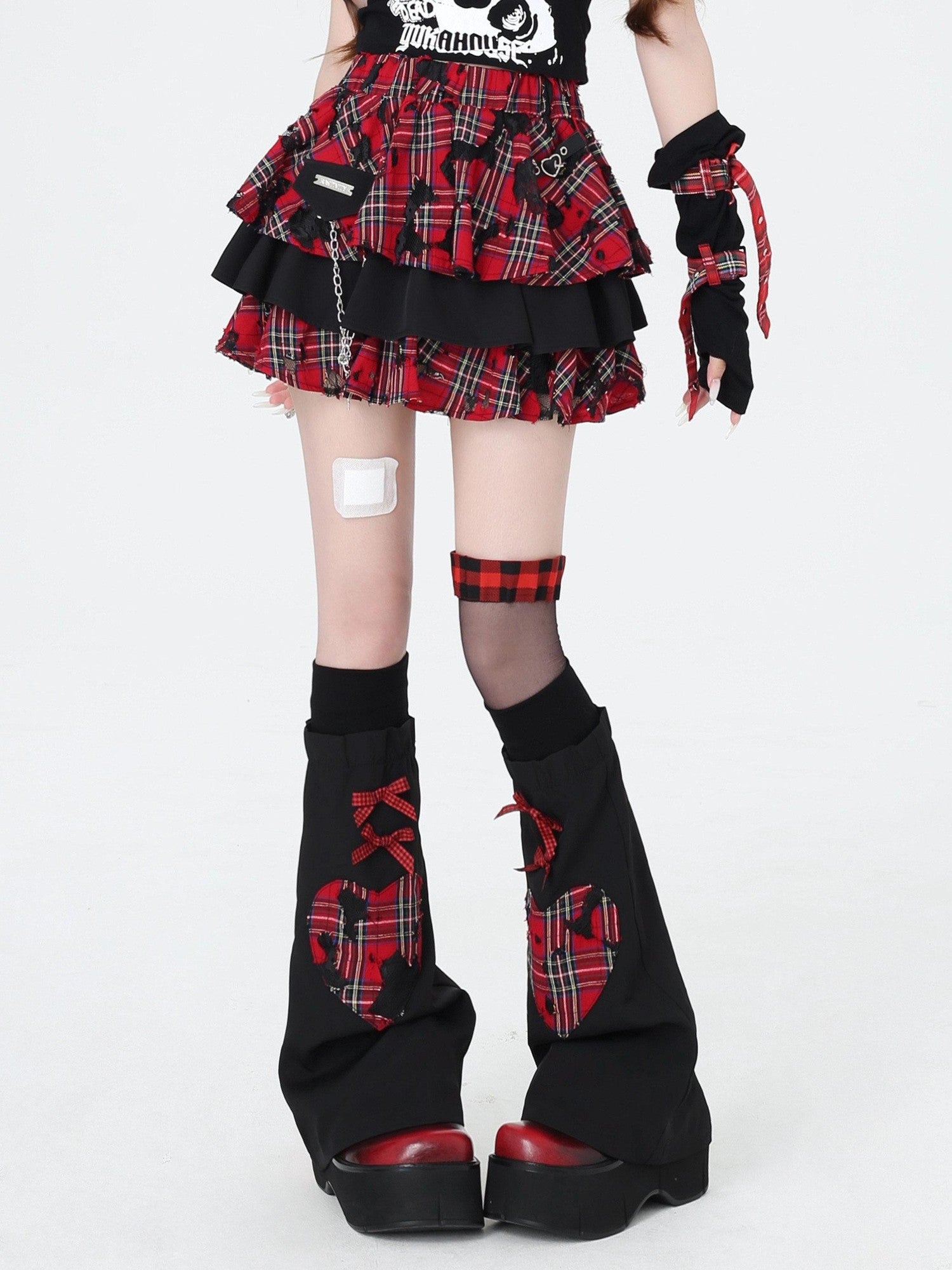 CRAZYGIRL Plaid Punk Ripped Pleated Chain Women's Polyester Cotton Mini Skirts