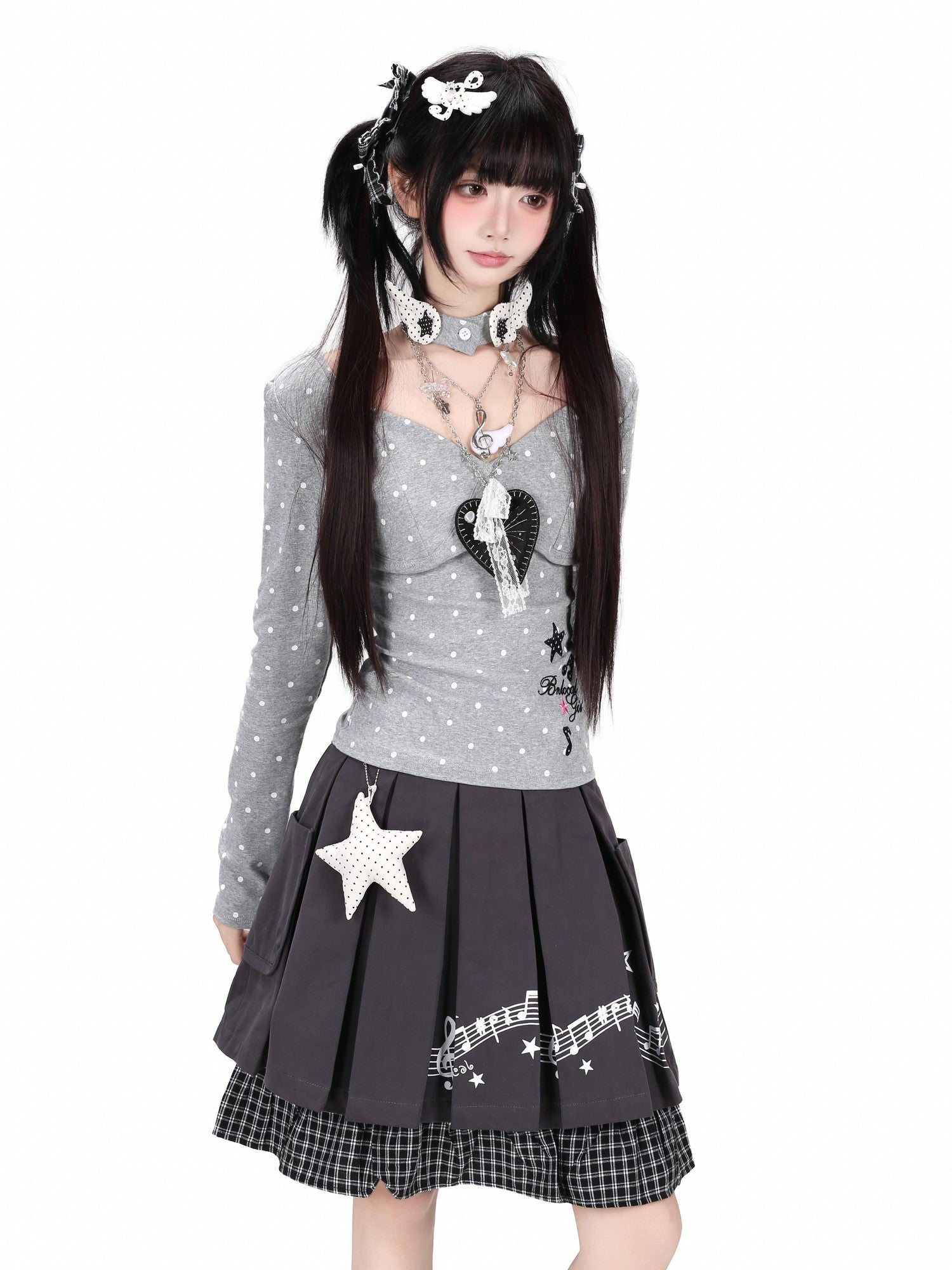 CRAZYGIRL Polka Dot Embroidered V-neck Collar Slim Fit Women's Long Sleeve T-shirts