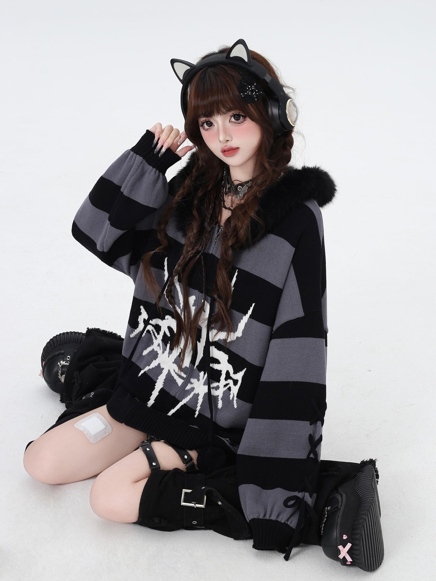CRAZYGIRL Punk Striped Lantern Sleeve Hooded Removable Fur Collar Women's Cardigans