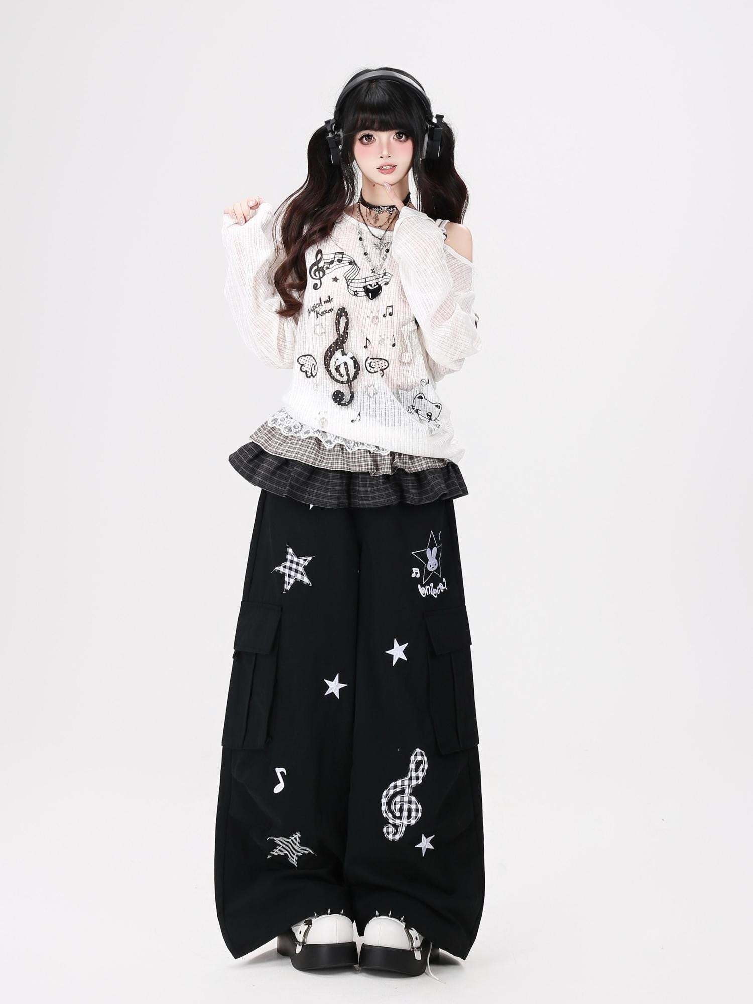 CRAZYGIRL Rabbit Pendant Star And Music Note Embroidered High Waist Women's Chinos
