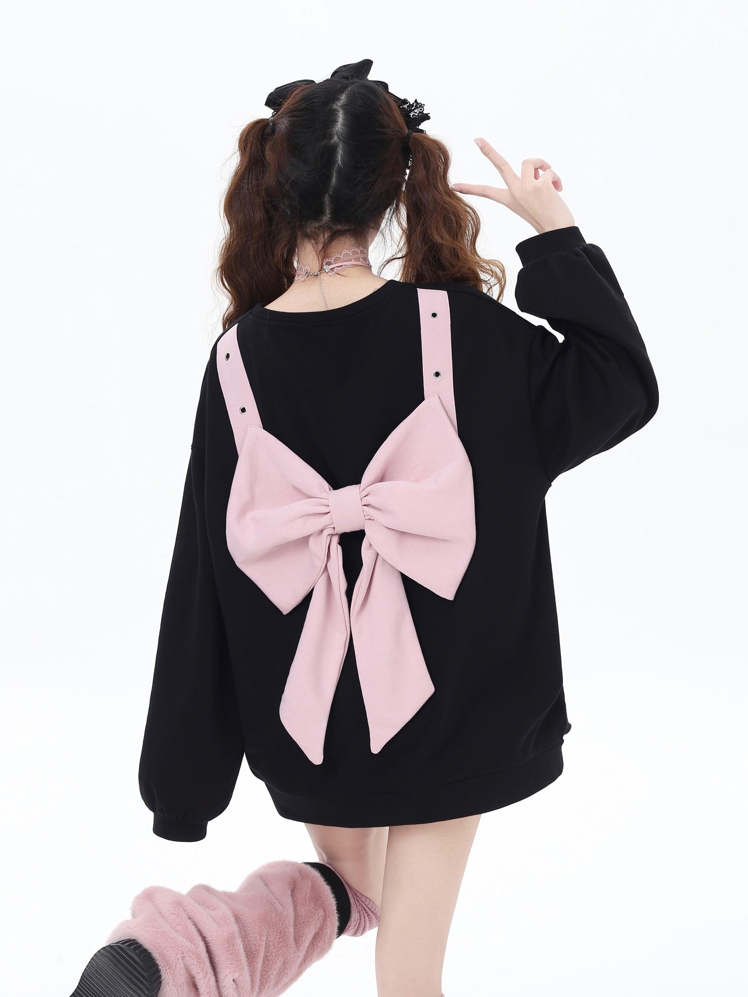 CRAZYGIRL Sakura Bow Crewneck Loose Mid Length Women's Other Material Sweatshirts