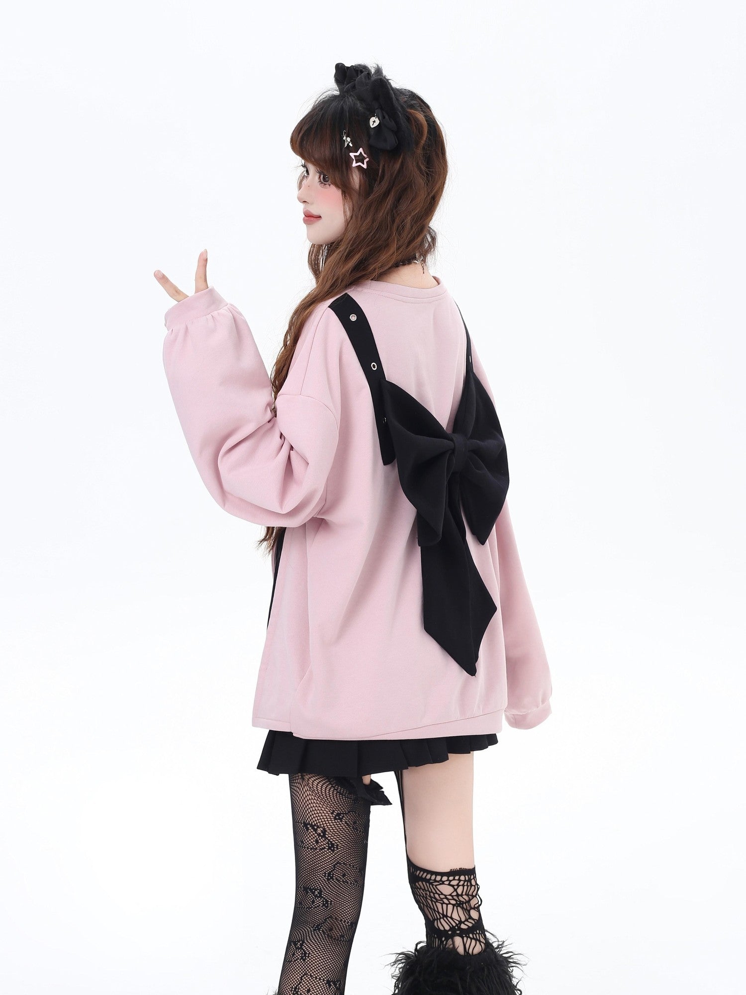 CRAZYGIRL Sakura Bow Crewneck Loose Mid Length Women's Other Material Sweatshirts