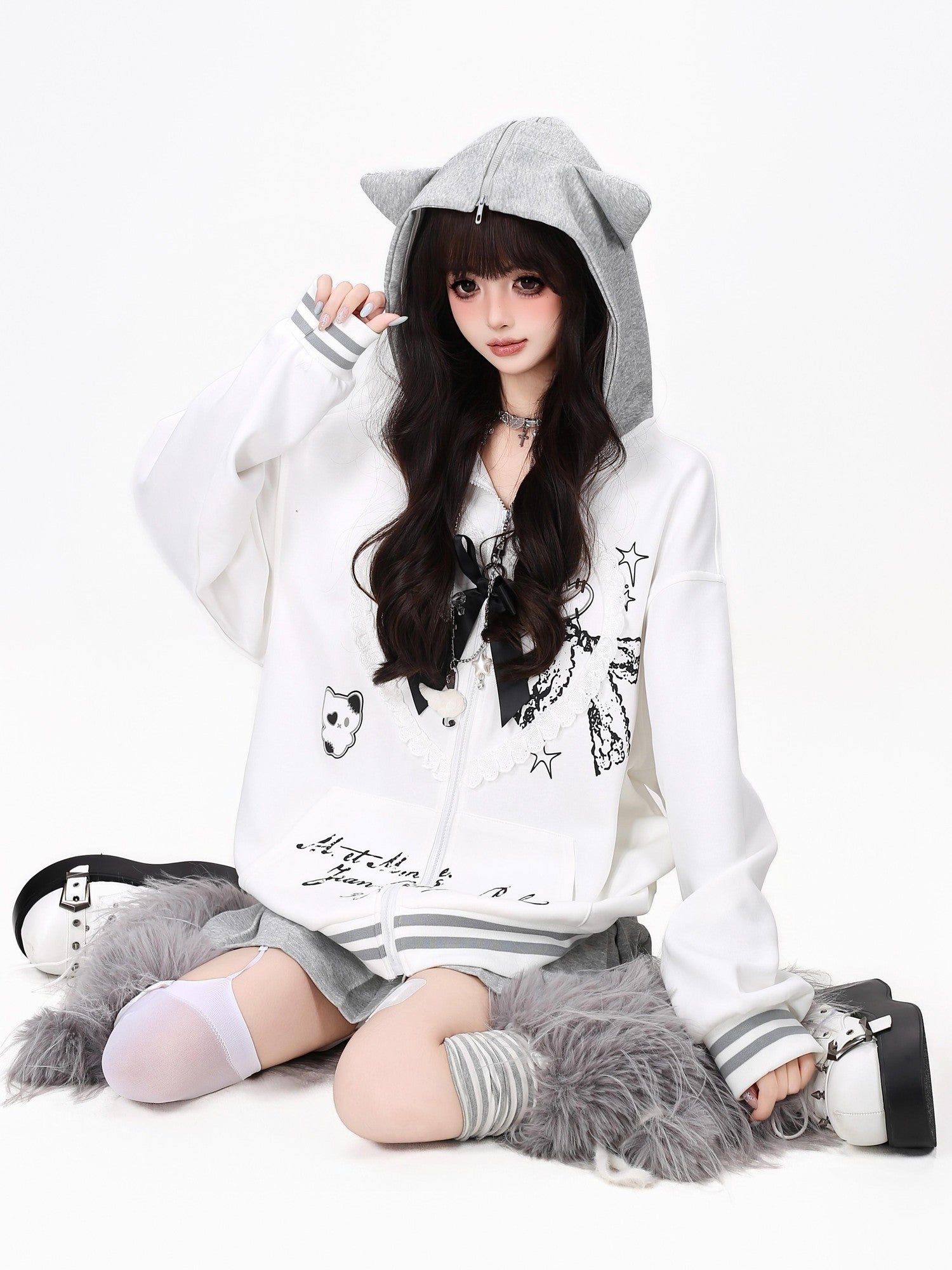 CRAZYGIRL Scalloped Cat Ear Lace Bow Zipper Heart Print Loose Women's Hoodies