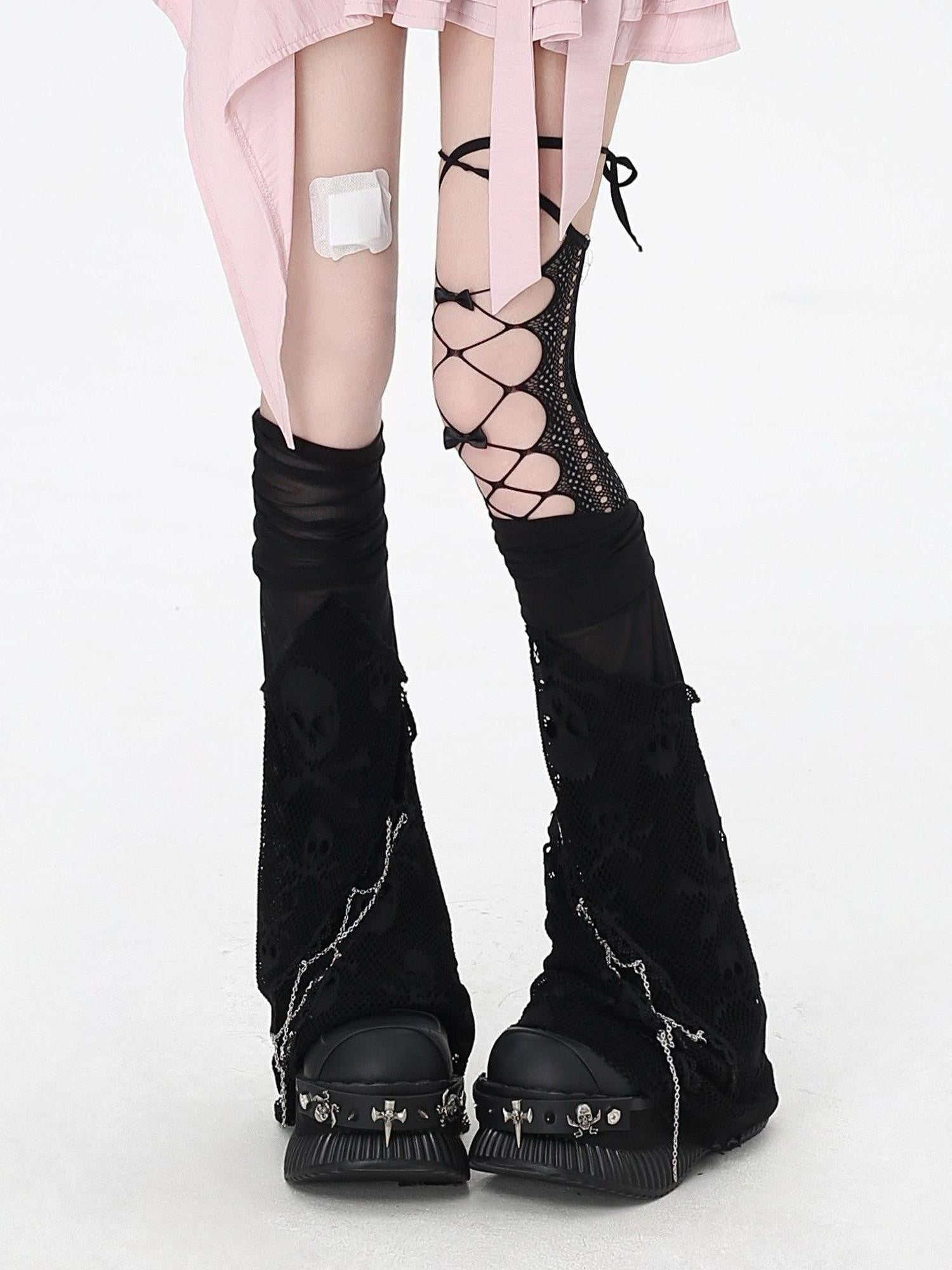 CRAZYGIRL Solid Black Chain Detail Slouchy Stacked Slimming Women's Mesh Leg Warmers