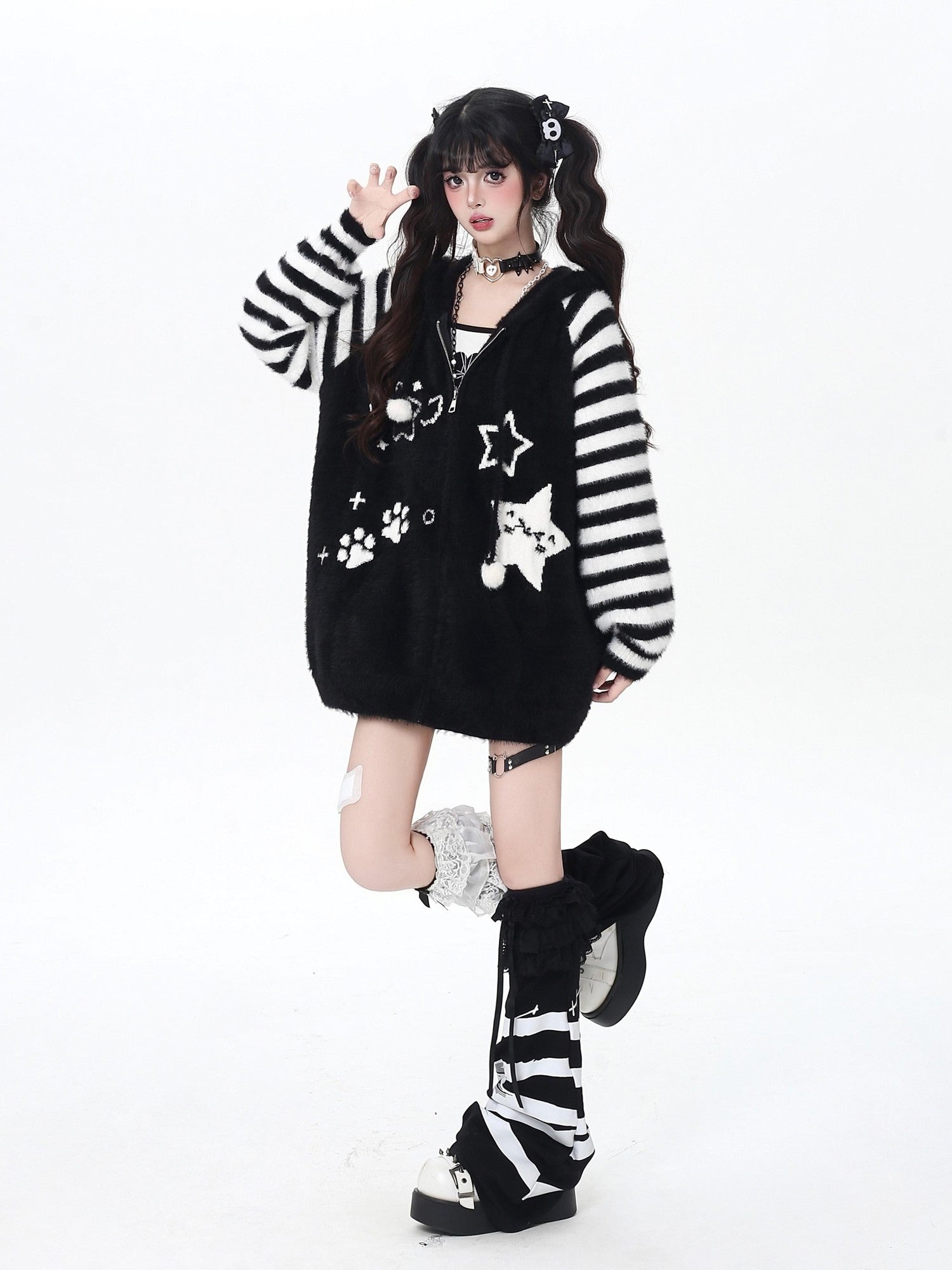 CRAZYGIRL Striped Hooded V-neck Loose Fit Button Front Women's Knit Cardigans