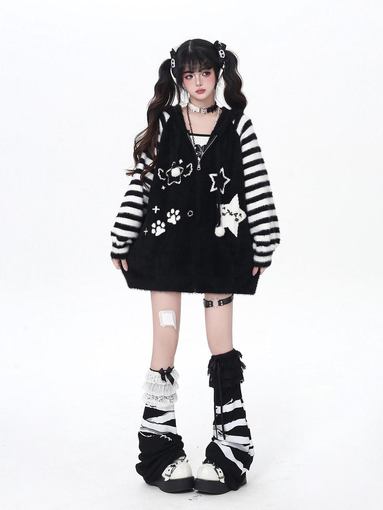 CRAZYGIRL Striped Hooded V-neck Loose Fit Button Front Women's Knit Cardigans