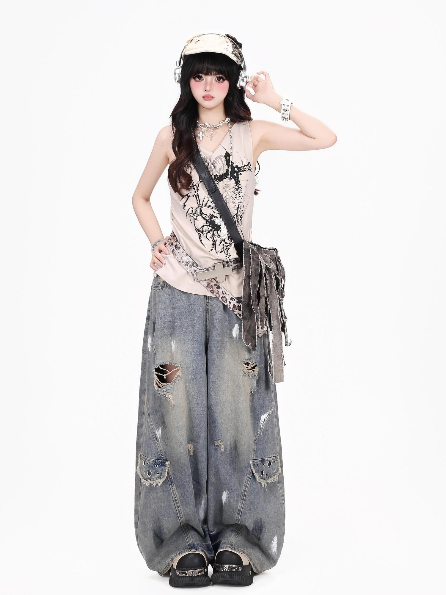 CRAZYGIRL Thorn Spider Studded Cross Print Punk Crewneck Women's Loose Fit Tank Tops