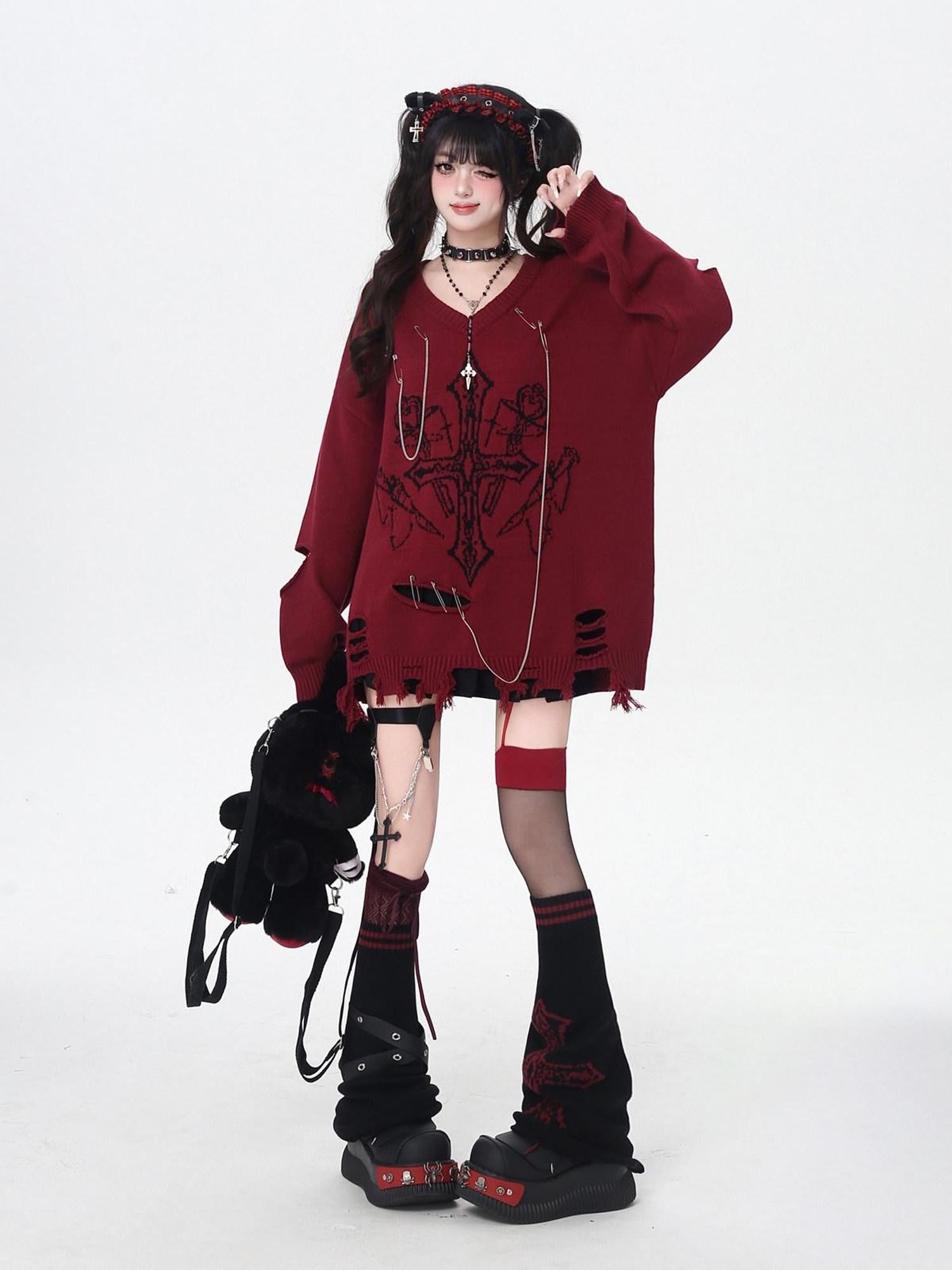 CRAZYGIRL Wine Black White Gothic V-neck Loose Design Women's Other Material Sweaters