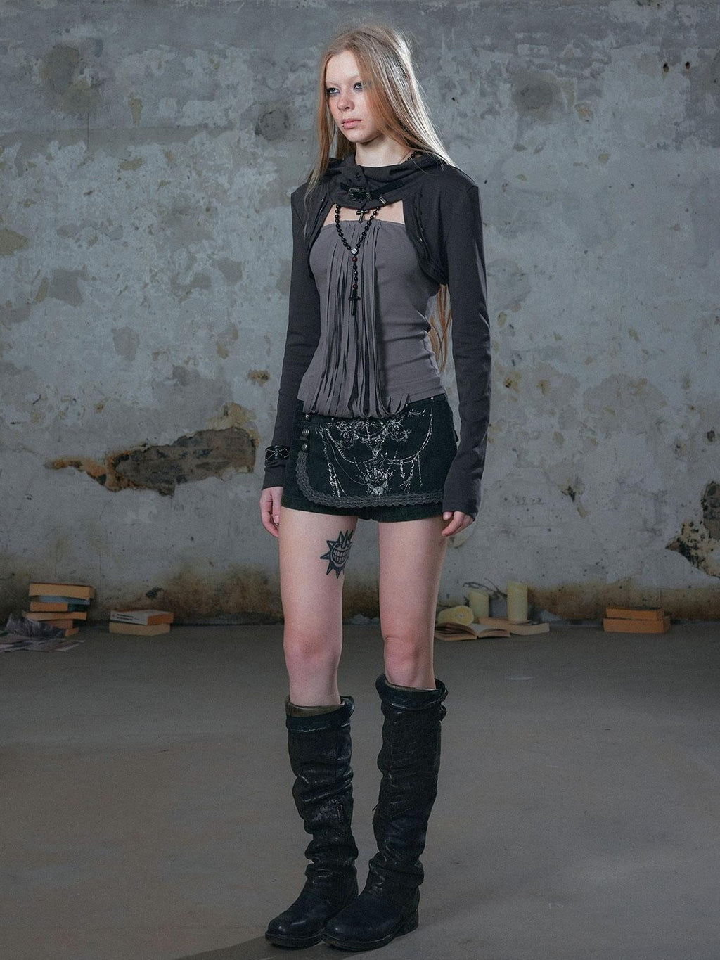 Cest Nous Distressed Studded Fringe Hooded Women's Cotton Long Sleeve T-shirts