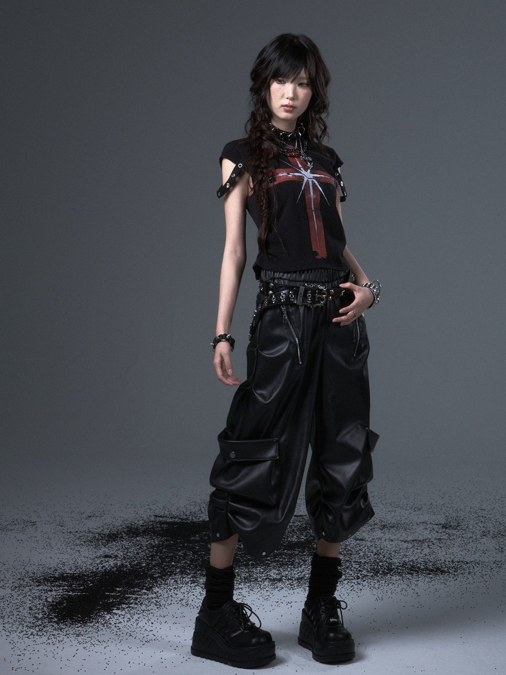 Frustration Garden Street Punk Loose Cargo 3d Pocket Lantern Capri Women's Pu Leather Pants