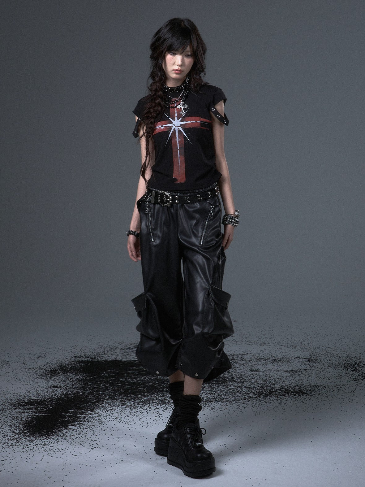 Frustration Garden Street Punk Loose Cargo 3d Pocket Lantern Capri Women's Pu Leather Pants