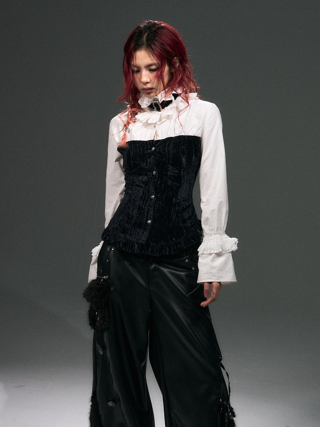 Frustration Garden Vintage Punk Palace Lace Up Lace Splicing Flare Sleeve Velvet Women's Blouses