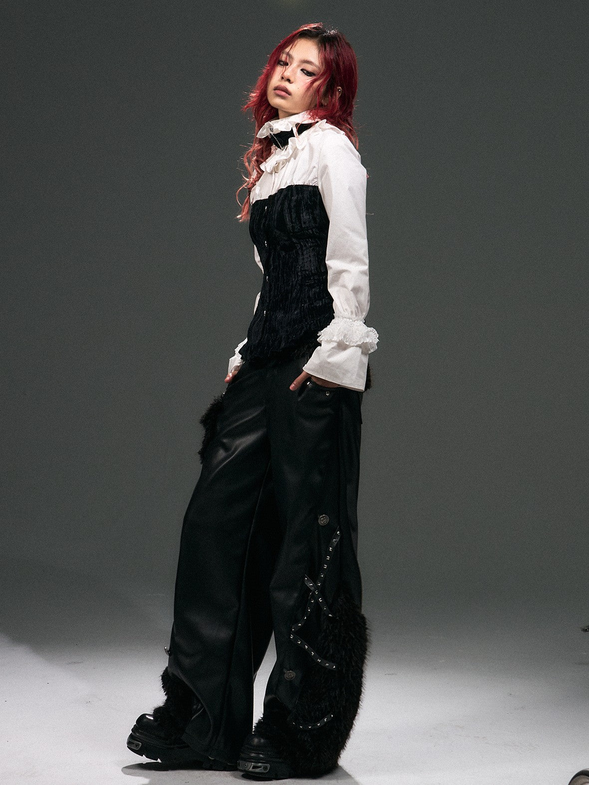 Frustration Garden Vintage Punk Palace Lace Up Lace Splicing Flare Sleeve Velvet Women's Blouses