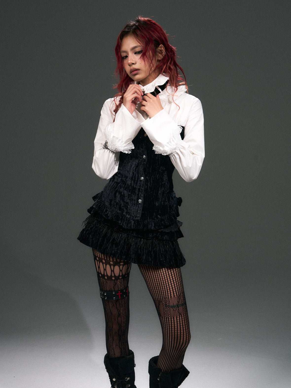 Frustration Garden Vintage Punk Palace Lace Up Lace Splicing Flare Sleeve Velvet Women's Blouses