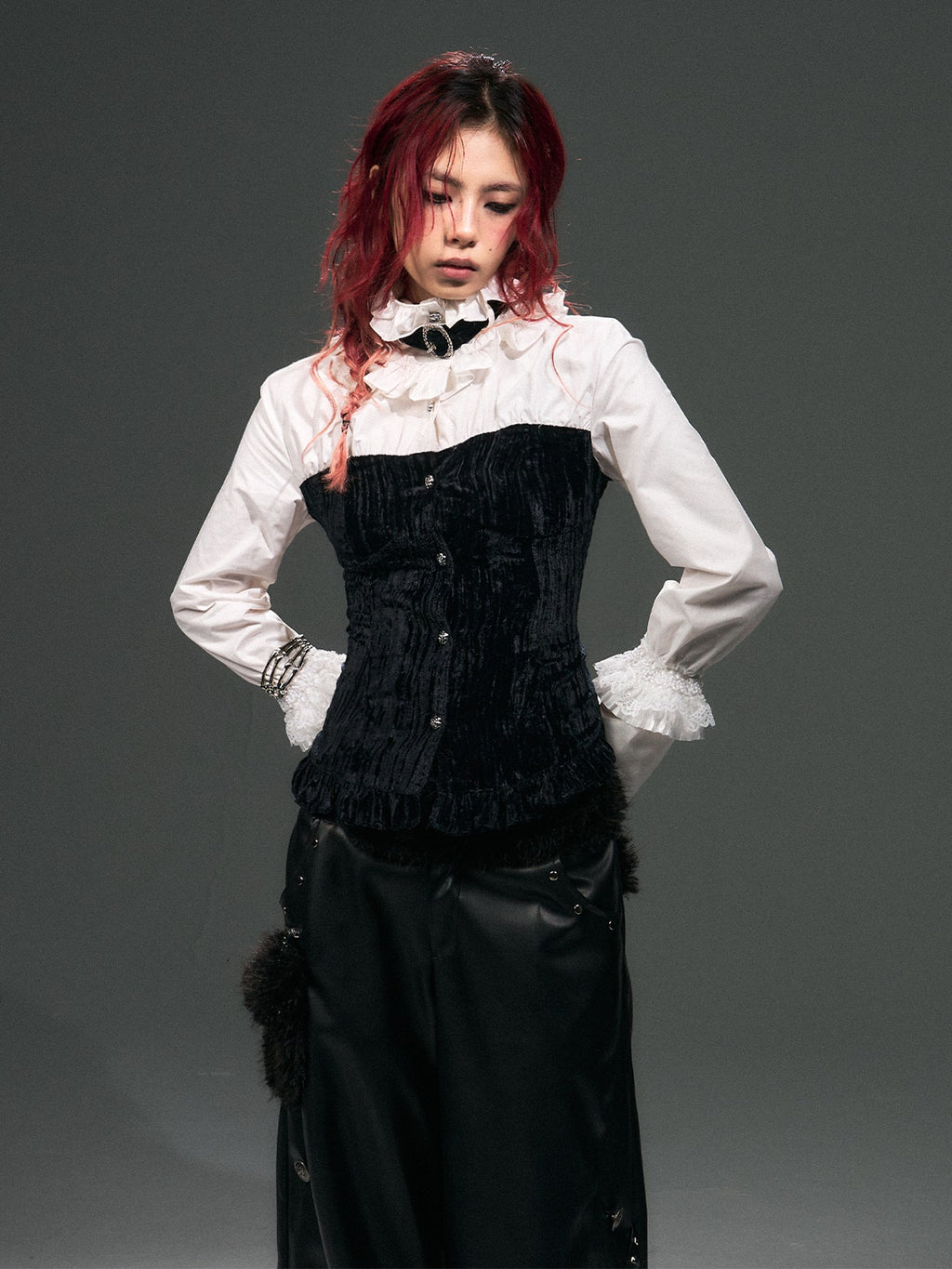 Frustration Garden Vintage Punk Palace Lace Up Lace Splicing Flare Sleeve Velvet Women's Blouses