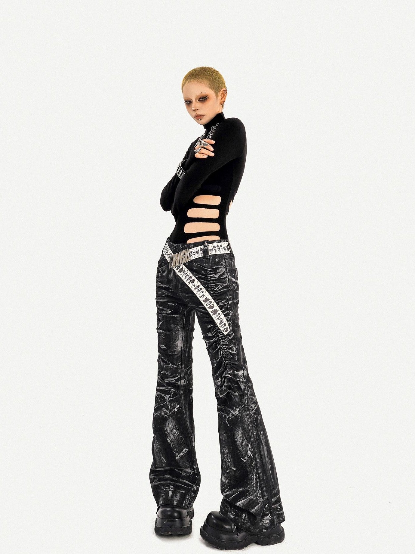 Nico Molly Black Cutout Distressed Mock Neck Slim Women's Long Sleeve T-shirts