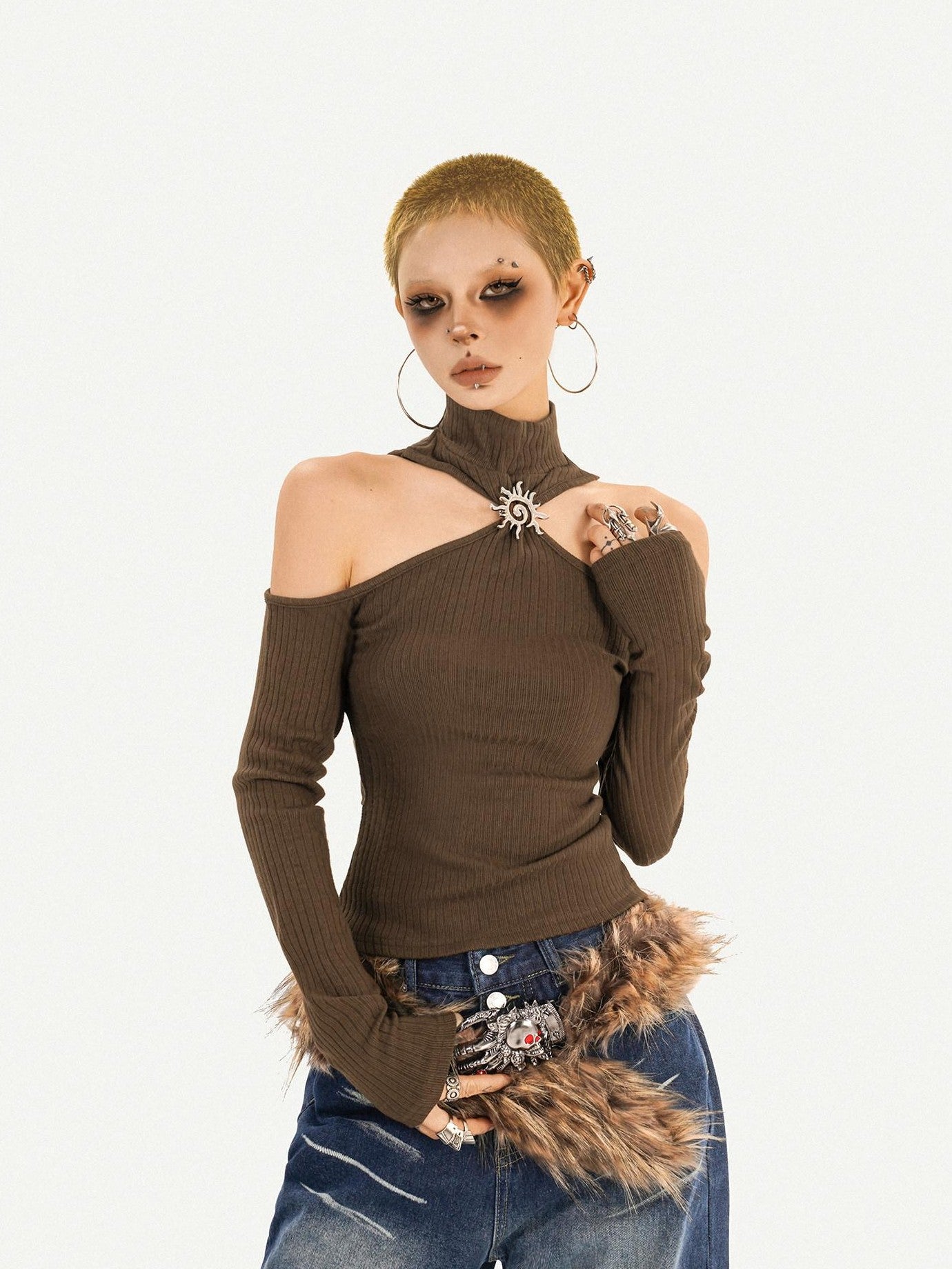 Nico Molly Black Cutout Halter Off Shoulder Women's Cotton Blend Long Sleeve T-shirts